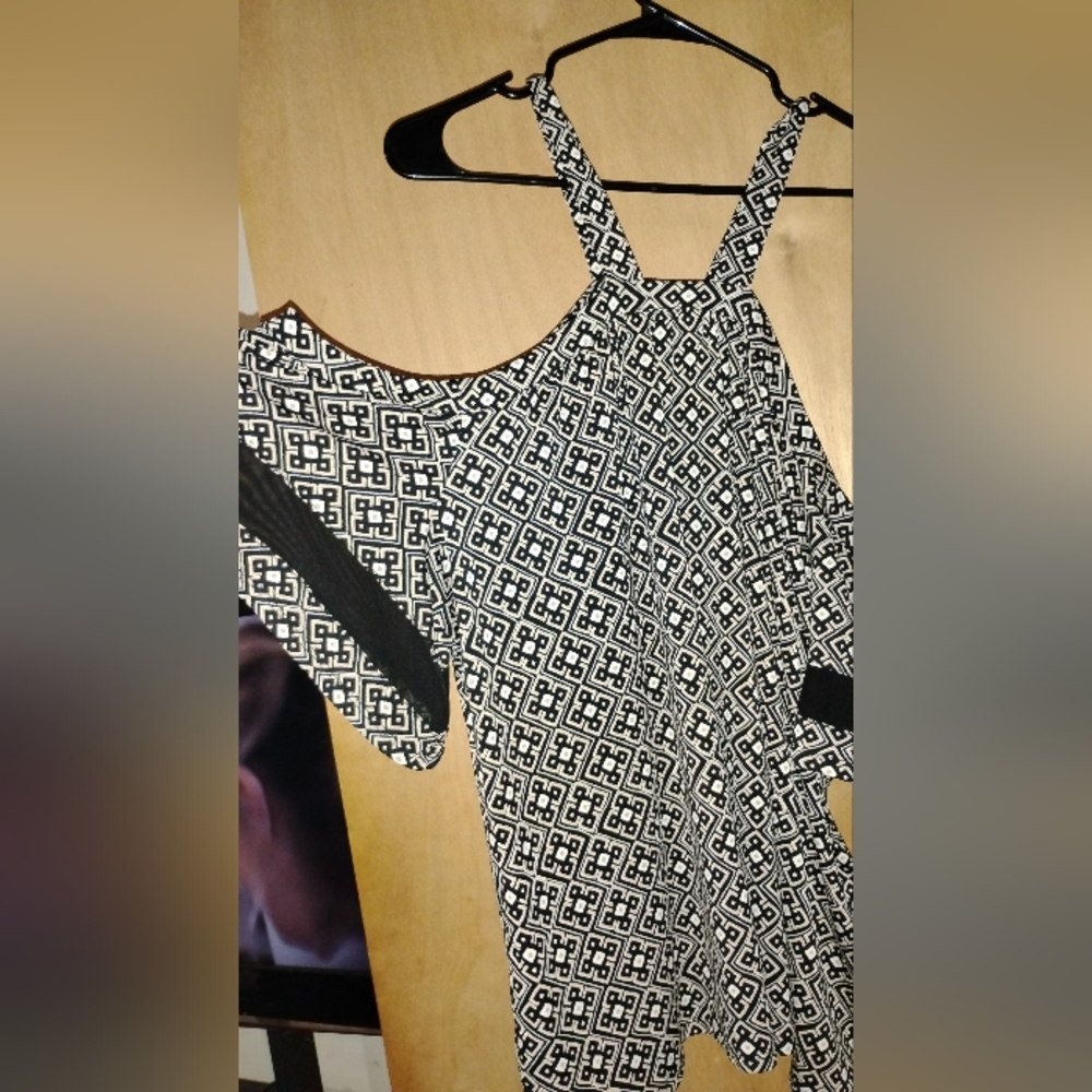 Black and White Geometric Dress